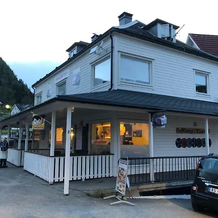 Balestrand Fjordapartments Exterior photo